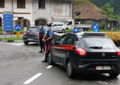 Borgosesia: supermercato off limits per i ladri, due denunciati per furto