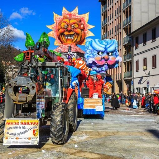 Borgosesia, il carnevale 2022 si apre con la consegna delle chiavi in diretta