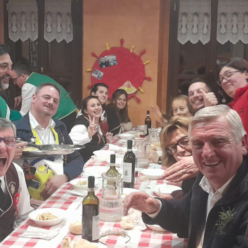 Carnevale di Sabbia, cena di chiusura in allegria FOTO