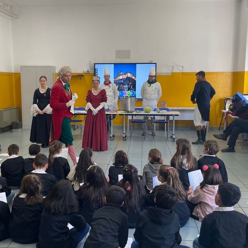 Il Carnevale di Varallo è entrato a scuola con “Marcantonio in cattedra”