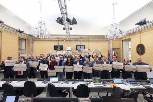 Il Consiglio regionale contro la violenza sulle donne.