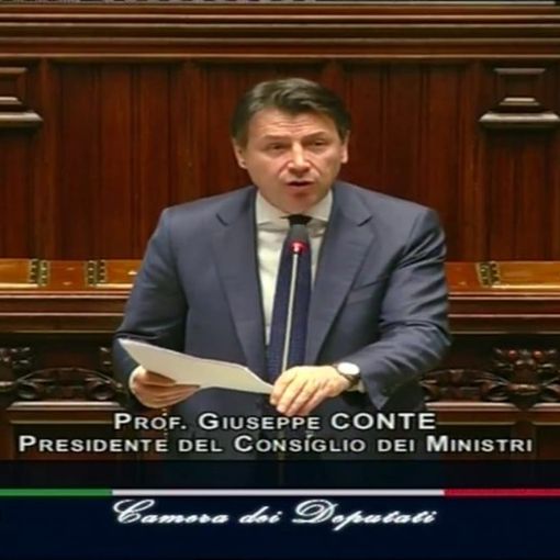 Coronavirus, Conte in Parlamento: &quot;Lavoriamo per garantire ulteriore accesso alla liquidità, stanziamenti per altri 25 miliardi&quot;