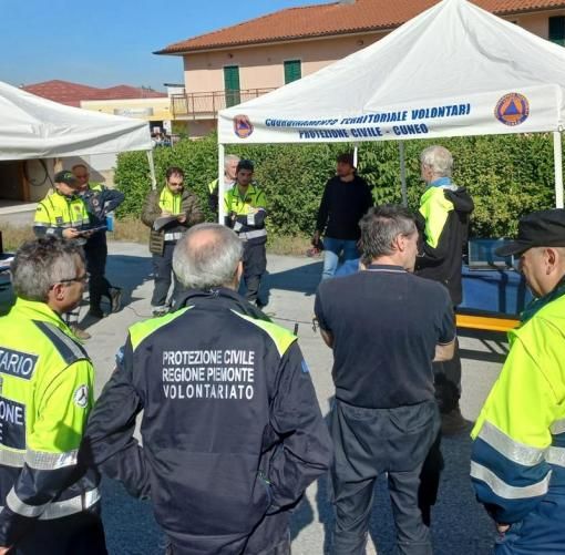 Simulazione di alluvione con frane a Romagnano Sesia