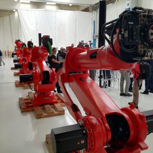FCA alza il sipario: ecco la linea dove nascerà la 500 elettrica, l'auto che porterà Torino nel futuro