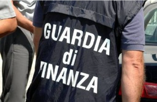 Operazione anti-riciclaggio: sequestrato un alloggio nel centro di Vercelli