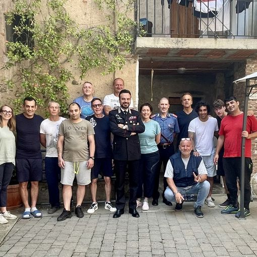 Il Colonnello Giacometti Comandante Provinciale dei Carabinieri in visita alla Comunità di Caprile