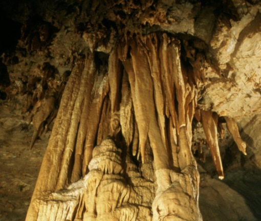 Le grotte del Fenera (foto di ATL Valsesia)