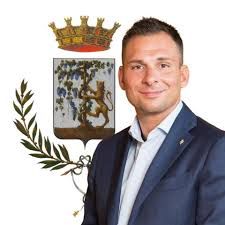 Anche il vicesindaco di Gattinara, Daniele Baglione, si oppone alla chiusura del punto nascite di Borgosesia