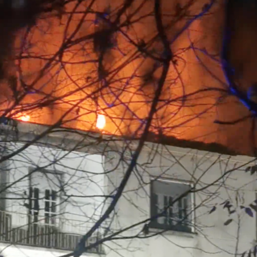 Imponente incendio a Vercelli VIDEO