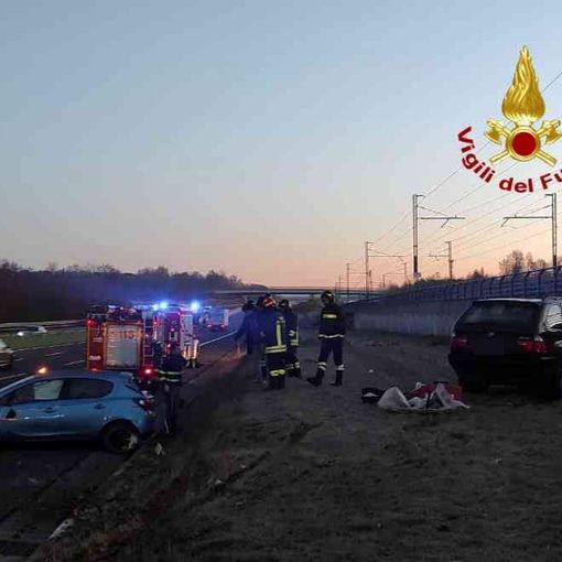 Incidente sulla A4, intervengono i Vigili del Fuoco