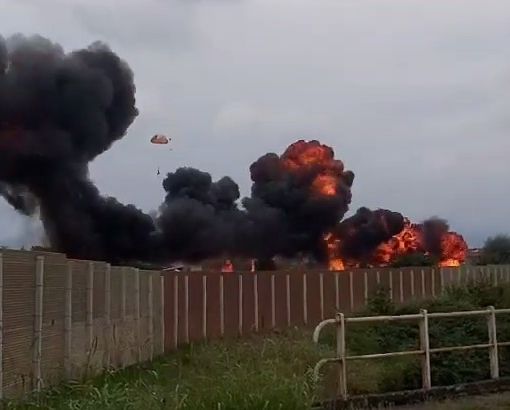 Altro incidente aereo, mezzo delle Frecce Tricolori si schianta nella zona di Caselle: morta una bimba di 5 anni
