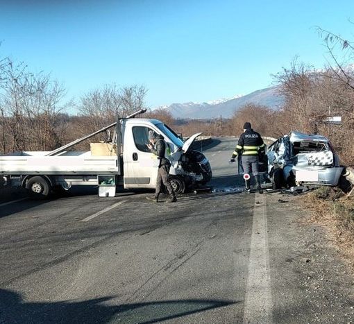 Vigliano, grave incidente in super, strada chiusa e lunghe code, FOTO