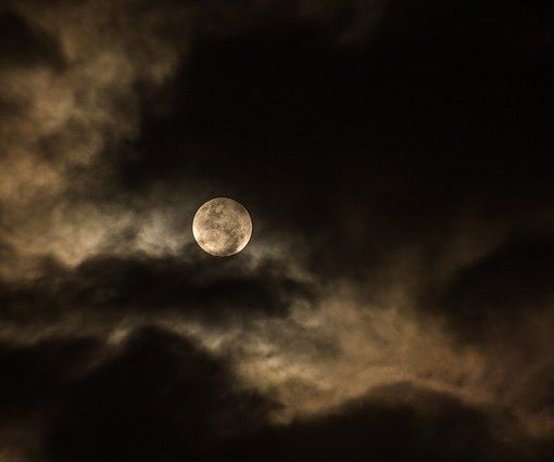 Valduggia, Gocce di Luna sul Fenera: L’escursione crepuscolare targata Sesia Val Grande Geopark
