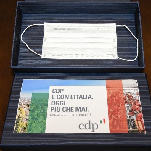 Cassa Depositi e Prestiti dona 2 milioni di mascherine ai Carabinieri