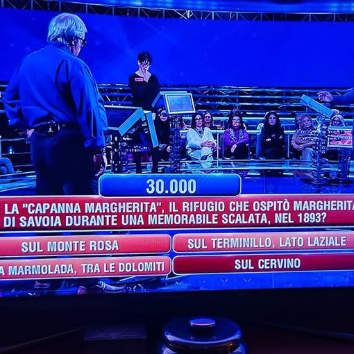 Al programma &quot;Eredità&quot; i concorrenti sbagliano domanda sulla Capanna Margherita
