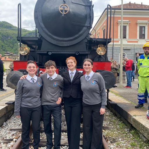 “Un viaggio gastronomico”: gli studenti dell’alberghiero sul treno storico.