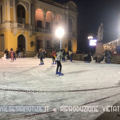 Pista pattinaggio a Varallo - Foto Laudicina per valsesianotizie.it