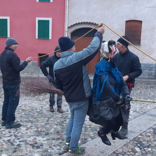A Portula arrivano calze, gnomi e una lunga calza...