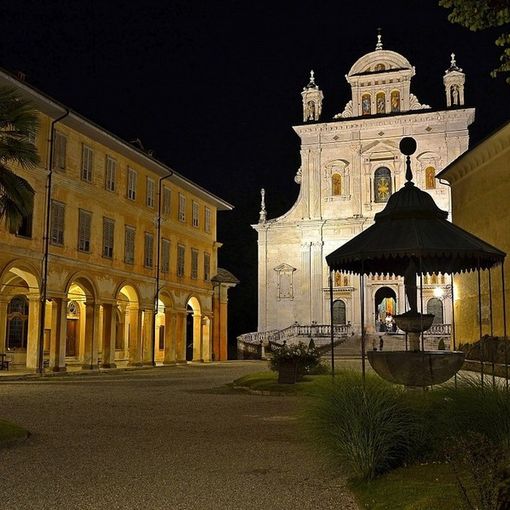 Il comune illumina il Sacro Monte per il 2020