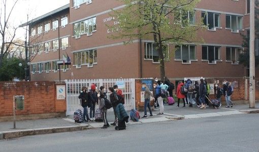 Ricomincia la scuola in presenza per le elementari e la prima media