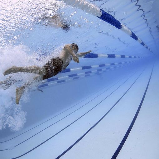 Da lunedì riaprono palestre, piscine, centri sportivi e circoli. Un passo in più verso la normalità