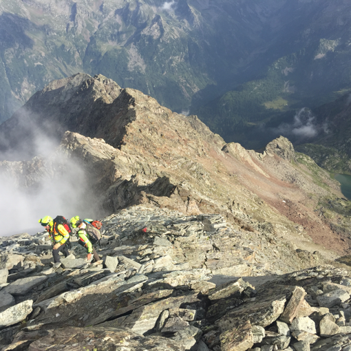Alagna: Intervento difficoltoso per recupero di due alpinisti sulla parete Bertone