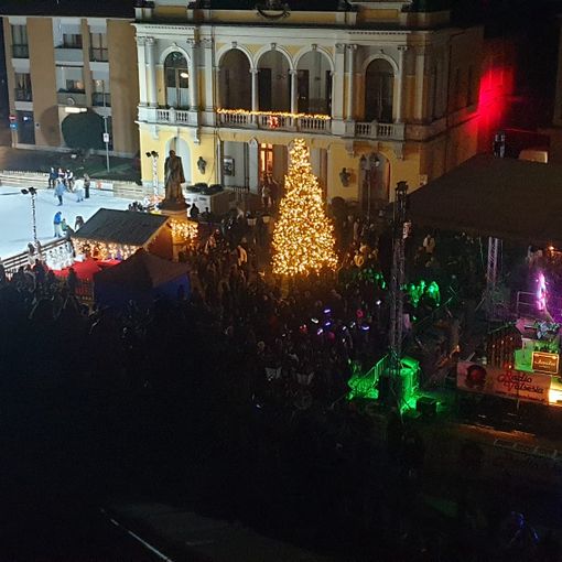 Varallo, Capodanno in piazza con musica, eventi e pista di ghiaccio
