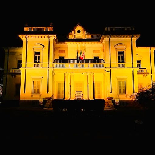 Varallo, Villa Durio si illumina di arancione