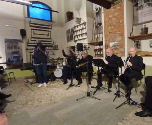 &quot;Suonare per crescere&quot;, a Romagnano degustazioni e formazione musicale.