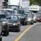 Prove generali di esodo estivo, traffico sulle strade nel weekend: scatta il bollino rosso