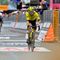 Harper vince a Sestriere, Simon Yates ipoteca il Giro 2025