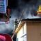 Incendio di un tetto nel vicino Vercellese, i Vigili del Fuoco evitano il peggio