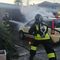 Principio di incendio ad un'auto, i Vigili del Fuoco evitano il peggio