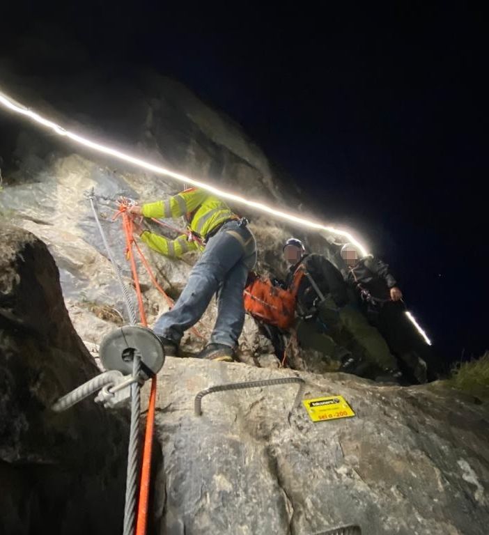 Allarme in Valsesia, escursionista accusa malore in ferrata