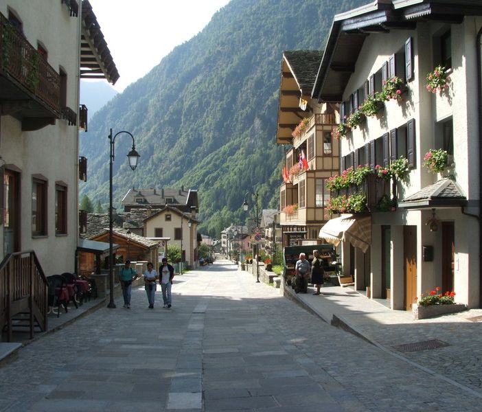 La telecabina di Alagna apre in anticipo, appuntamento domani per il primo giro