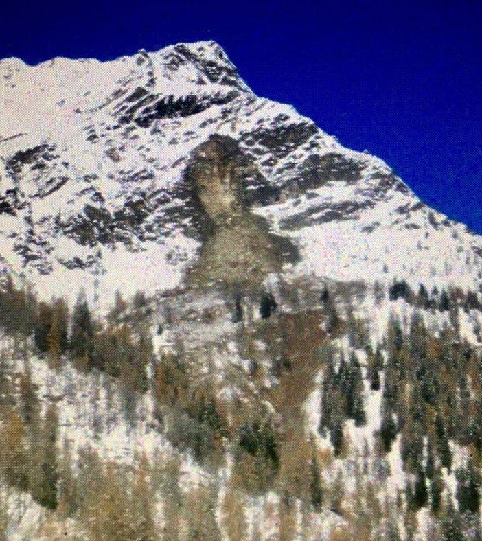 Tre persone isolate dopo la frana in Val Vogna