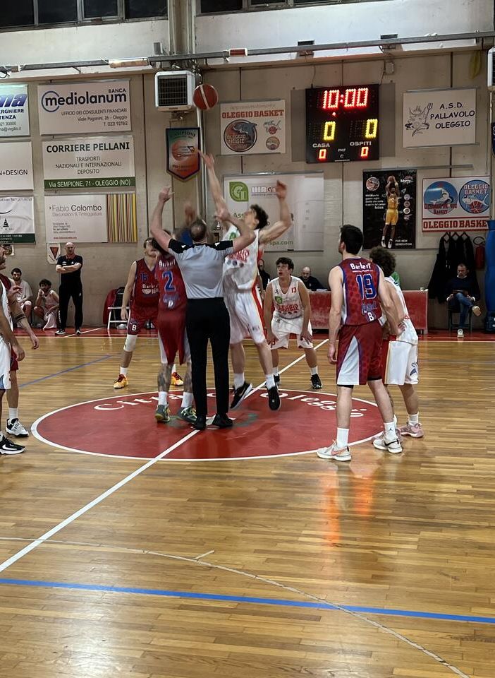 Barberi Valsesia Basket in trasferta a Oleggio: amara sconfitta per gli Eagles.