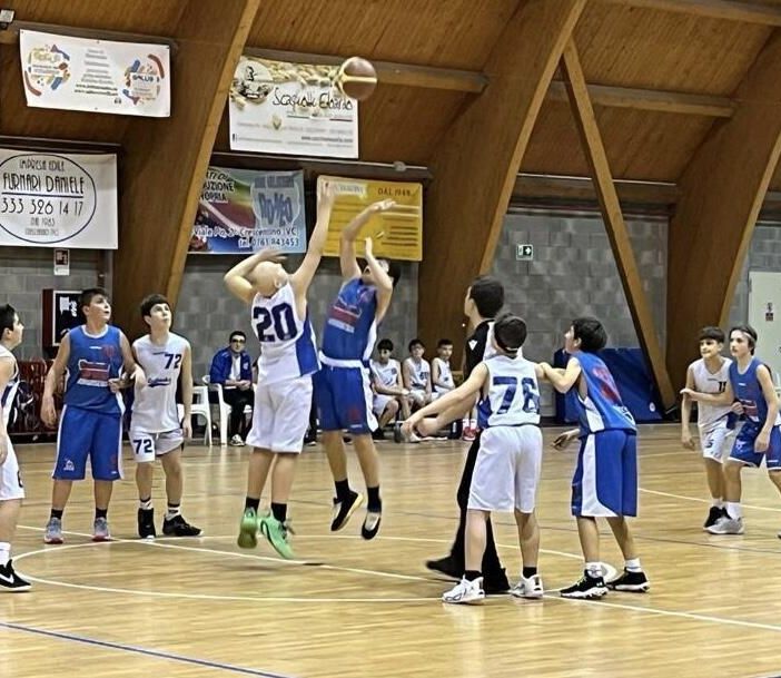 Barberi Valsesia Basket Academy contro ECS Basket: la vittoria dell'U13 29 - 61.