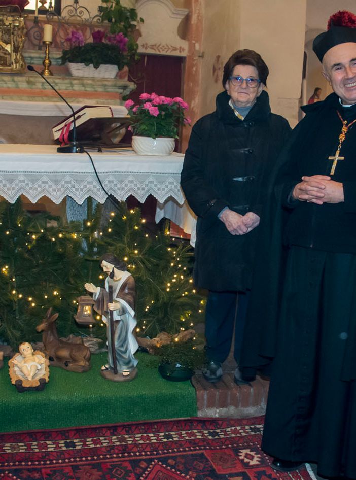Pieve di Santa Maria di Naula: Messa di Natale e Presepe artistico