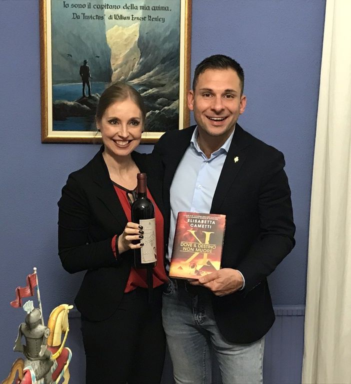 La scrittrice Canetti ed il sindaco Baglione