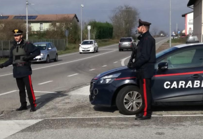 Borgosesia: Rubano un rasoio elettrico all’Ipercoop  ma vengono acciuffati dai Carabinieri