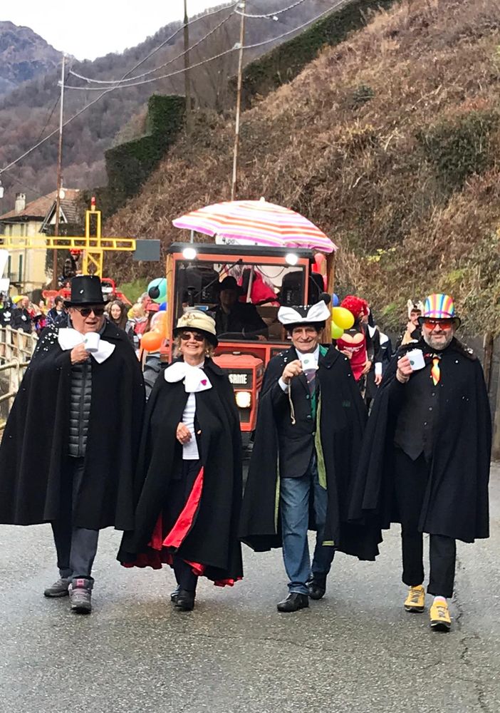 A Postua un carnevale per tutti: un successo fra allegria e partecipazione - Foto di Ermanno Orsi.