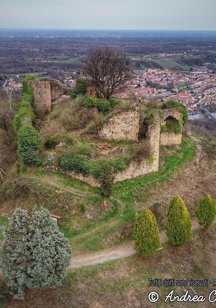 Bellissima foto aerea del castello di San Lorenzo