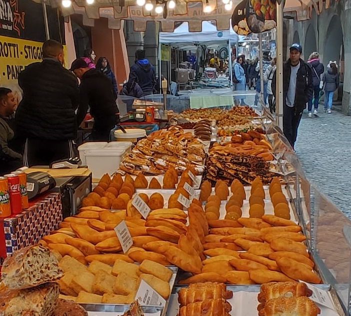 Gattinara, ritorna l’antica Fiera di San Martino: valorizzata la tradizione agricola - Fotografie a cura di Claudia Crolla.