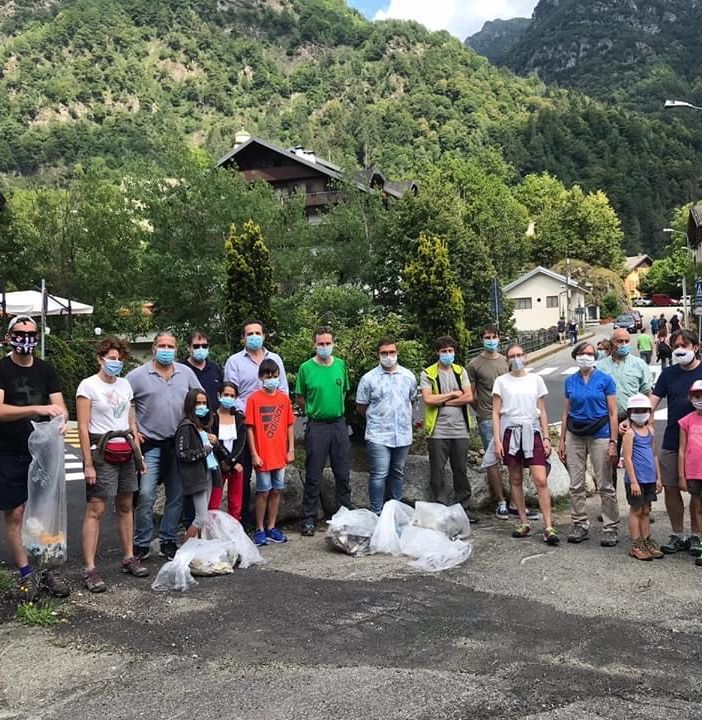 Partecipazione e senso civico alla pulizia del fiume Sesia
