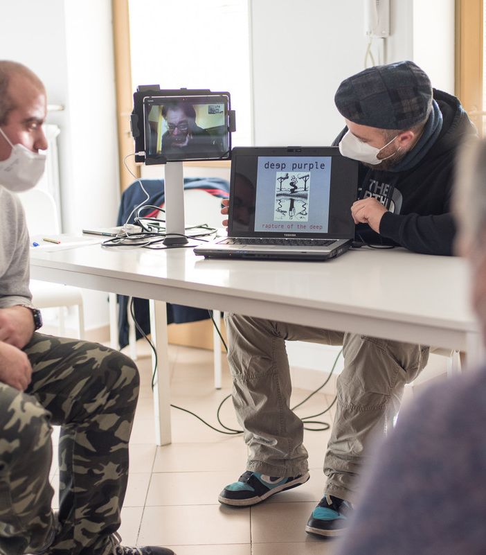 Per Anffas Borgomanero nuovi tablet, laboratori a distanza, dispositivi e trasporti sicuri