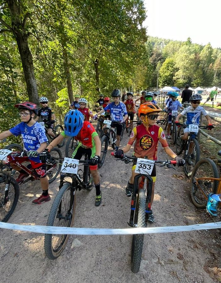 Scuola MTB Oasi Zegna: “Hai meno di 6 anni e non sai ancora pedalare? Per te GRATIS la tua prima bici con il nuovo corso!” FOTO