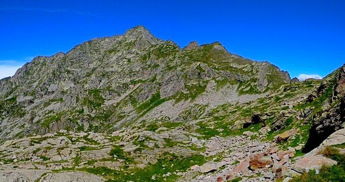Tragedia sul monte Mars: escursionista si accascia e muore escursionista di Serravalle