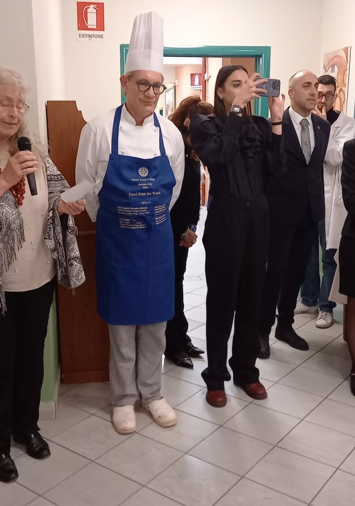 Rotary Club di Gattinara presenta l'Associazione Donatori Midollo Osseo