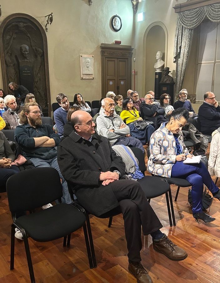 Varallo: Inaugurata la mostra: “Le Storie, Le radici” di Sonia Arienta